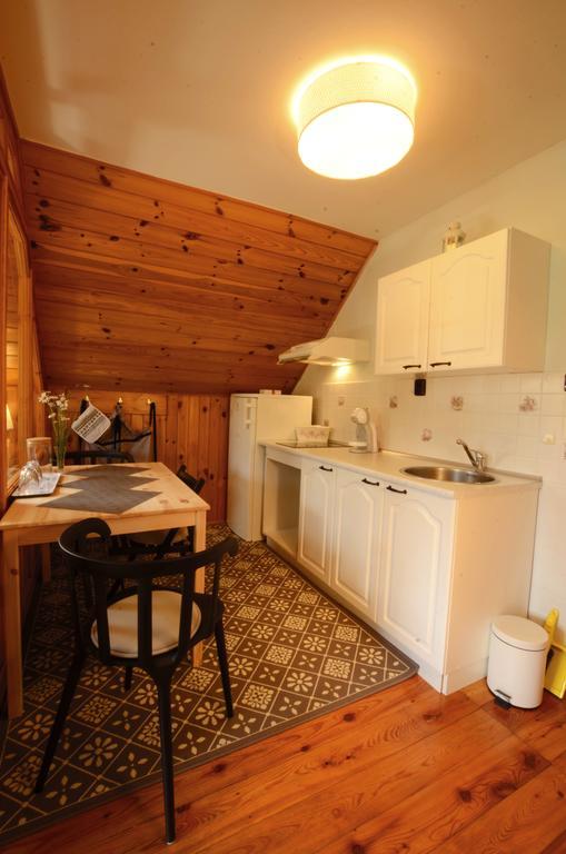 Pension Pod Morskym Okem Karlovice  Esterno foto