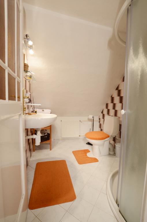 Pension Pod Morskym Okem Karlovice  Esterno foto