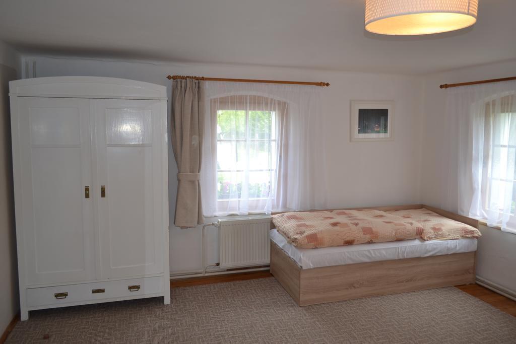 Pension Pod Morskym Okem Karlovice  Esterno foto