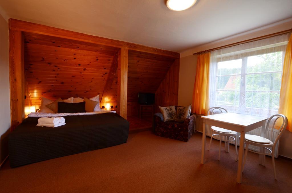 Pension Pod Morskym Okem Karlovice  Esterno foto