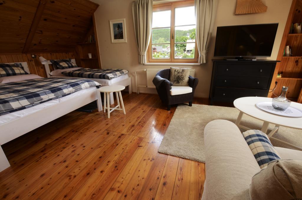 Pension Pod Morskym Okem Karlovice  Esterno foto