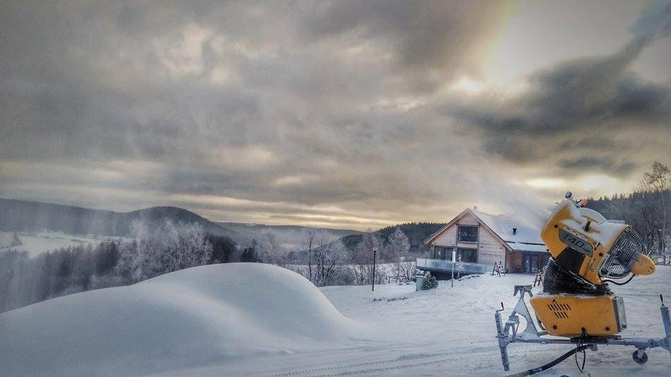 Pension Pod Morskym Okem Karlovice  Esterno foto